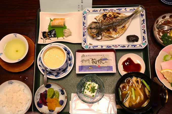朝食一例