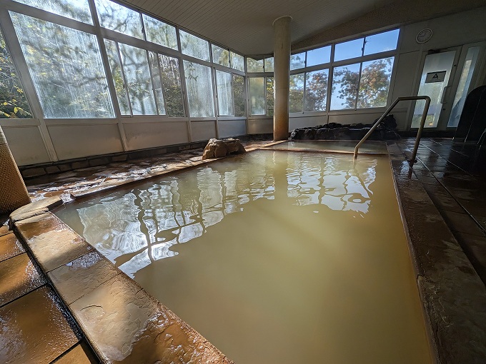 1号井の湯船